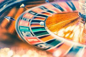 Filipino player accessing 777zk slots on a mobile phone browser